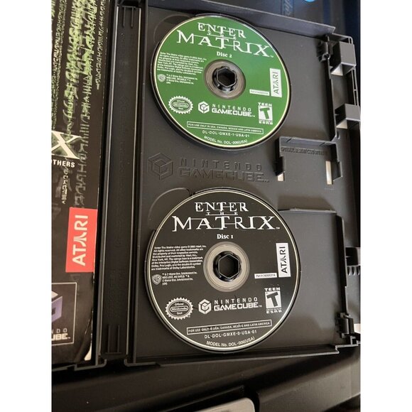 Enter the Matrix (Nintendo GameCube, 2003) - COMPLETE with Manual And Two Discs - Picture 2 of 5